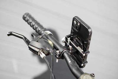 NEO  91-000  Hliníkový držiak telefónu na bicykel