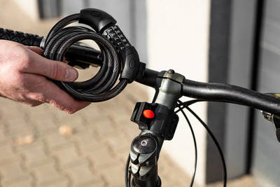 NEO  91-007  Zámok na bicykel s kódom