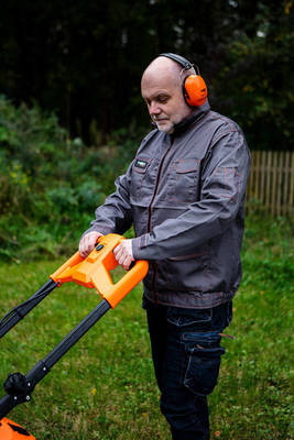 NEO  04-610  36V akumulátorová kosačka na trávu so šírkou záberu 400 mm