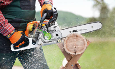 STIHL  MS 251  Motorová píla 2,2 kW
