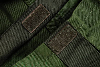 NEO   81-242-L  Pracovné nohavice na traky CAMO, zelené, veľ. L