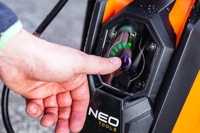NEO  04-705  Vysokotlakový čistič 2000 W