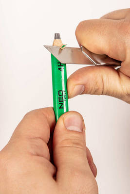 NEO  13-801  Ceruzka stolárska, 240 mm, 4H