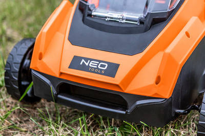 NEO  04-610  36V akumulátorová kosačka na trávu so šírkou záberu 400 mm
